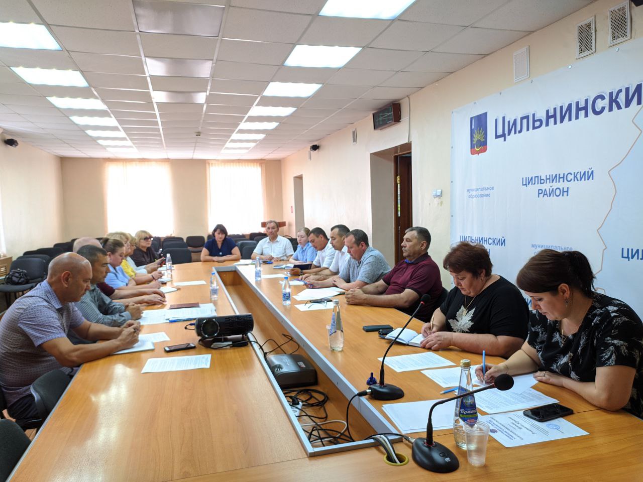 В администрации прошло очередное заседание Общественной палаты Цильнинского района .
