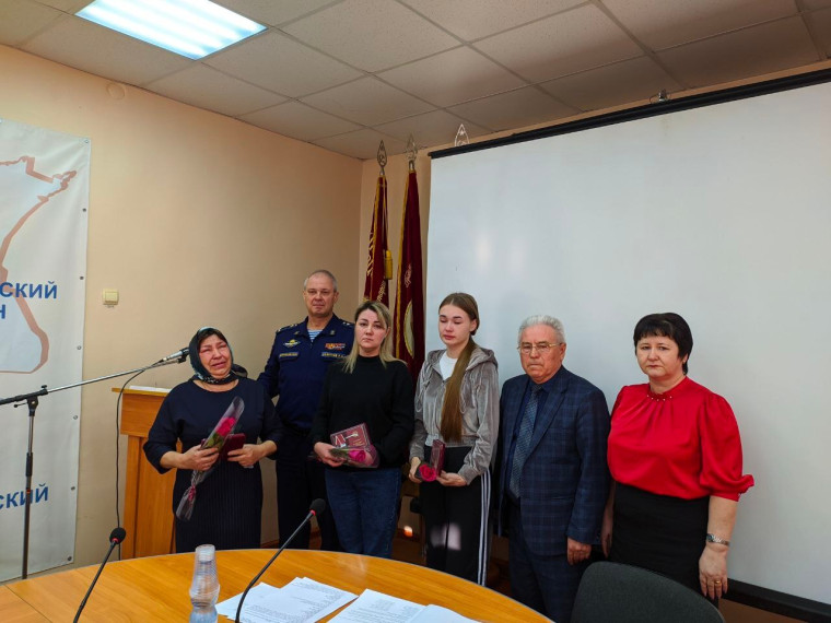 Главное с аппаратного. Главное с аппаратного.